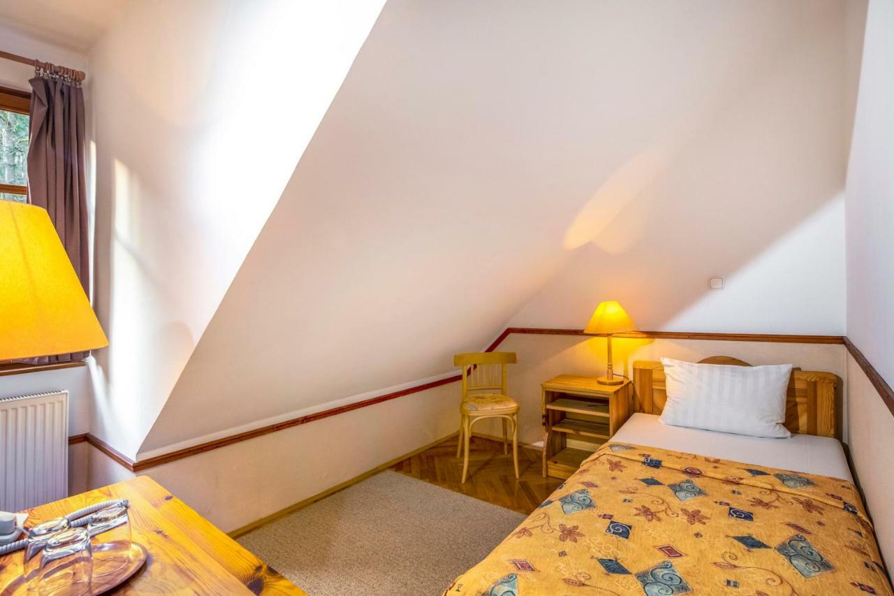 Bakony Hotel Баконьбель Экстерьер фото