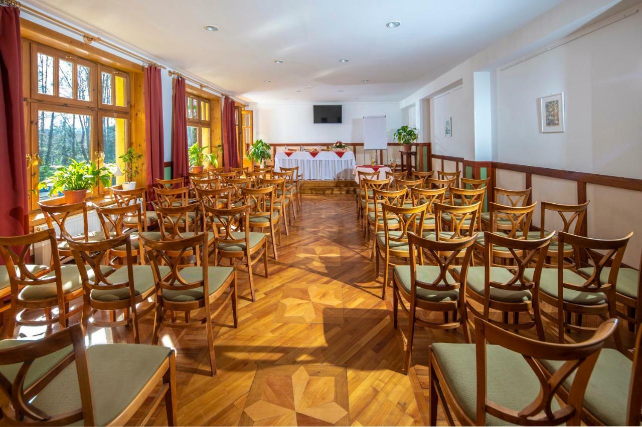 Bakony Hotel Баконьбель Экстерьер фото