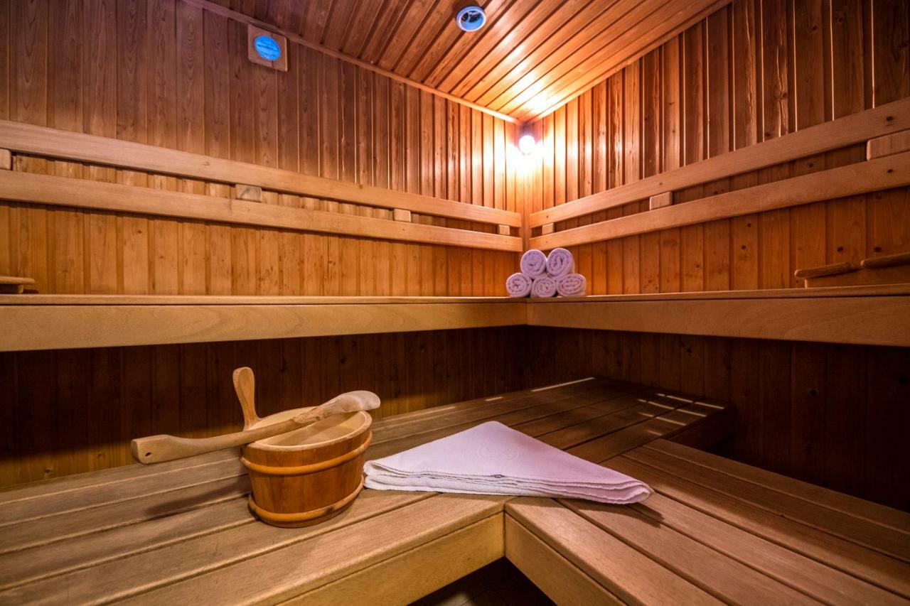 Bakony Hotel Баконьбель Экстерьер фото