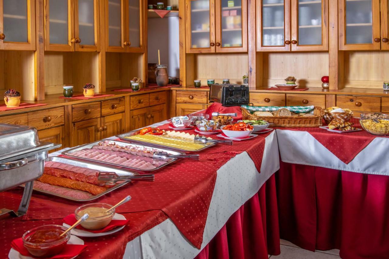 Bakony Hotel Баконьбель Экстерьер фото